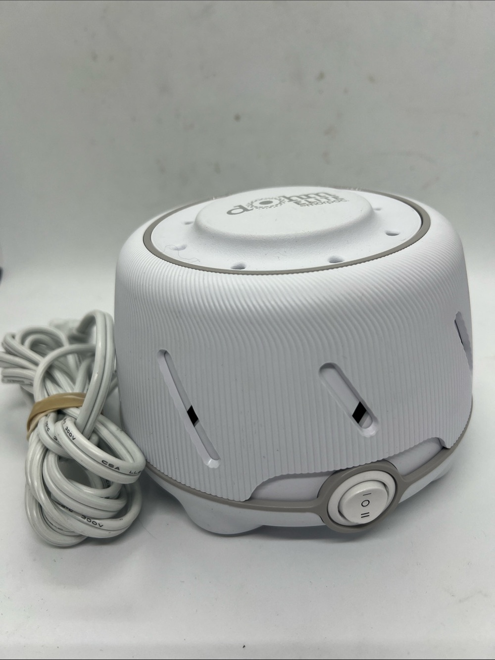 Dohm Elite Serious Sleep White Noise Machine Sleep Fan Preowned